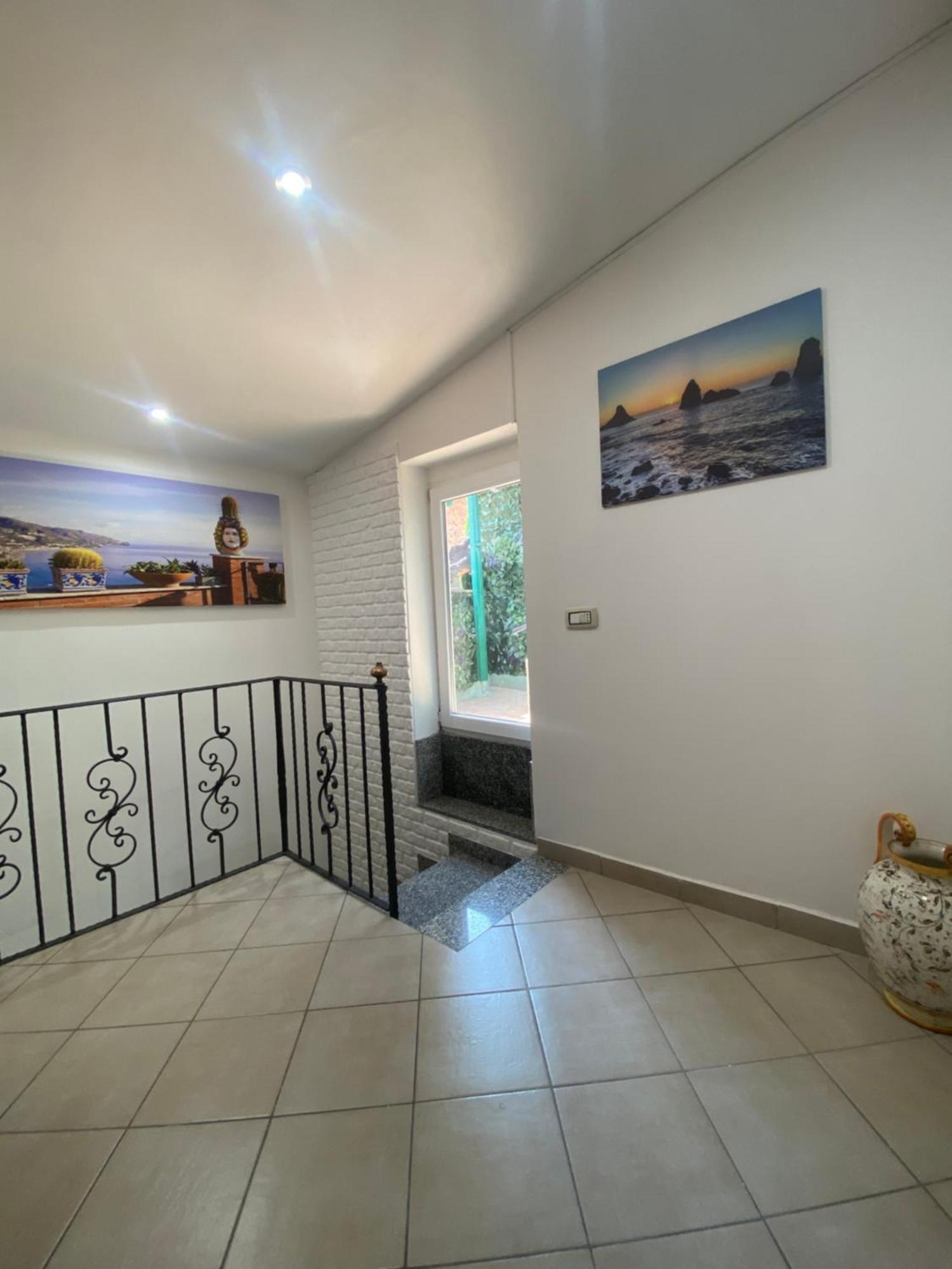 La Casa Di Noah Catânia Exterior foto